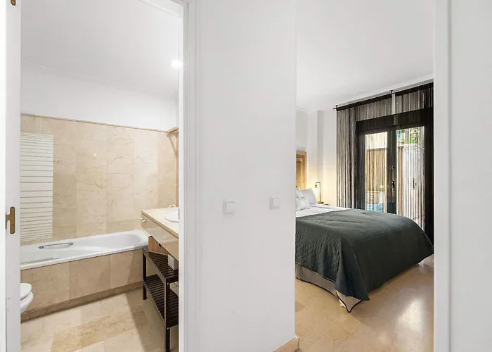 Апартаменты Chic Getaway