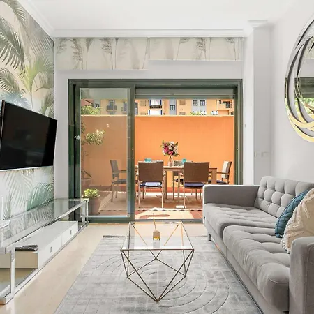 Chic Getaway *