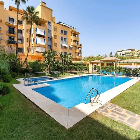 Chic Getaway דירה מארבלה